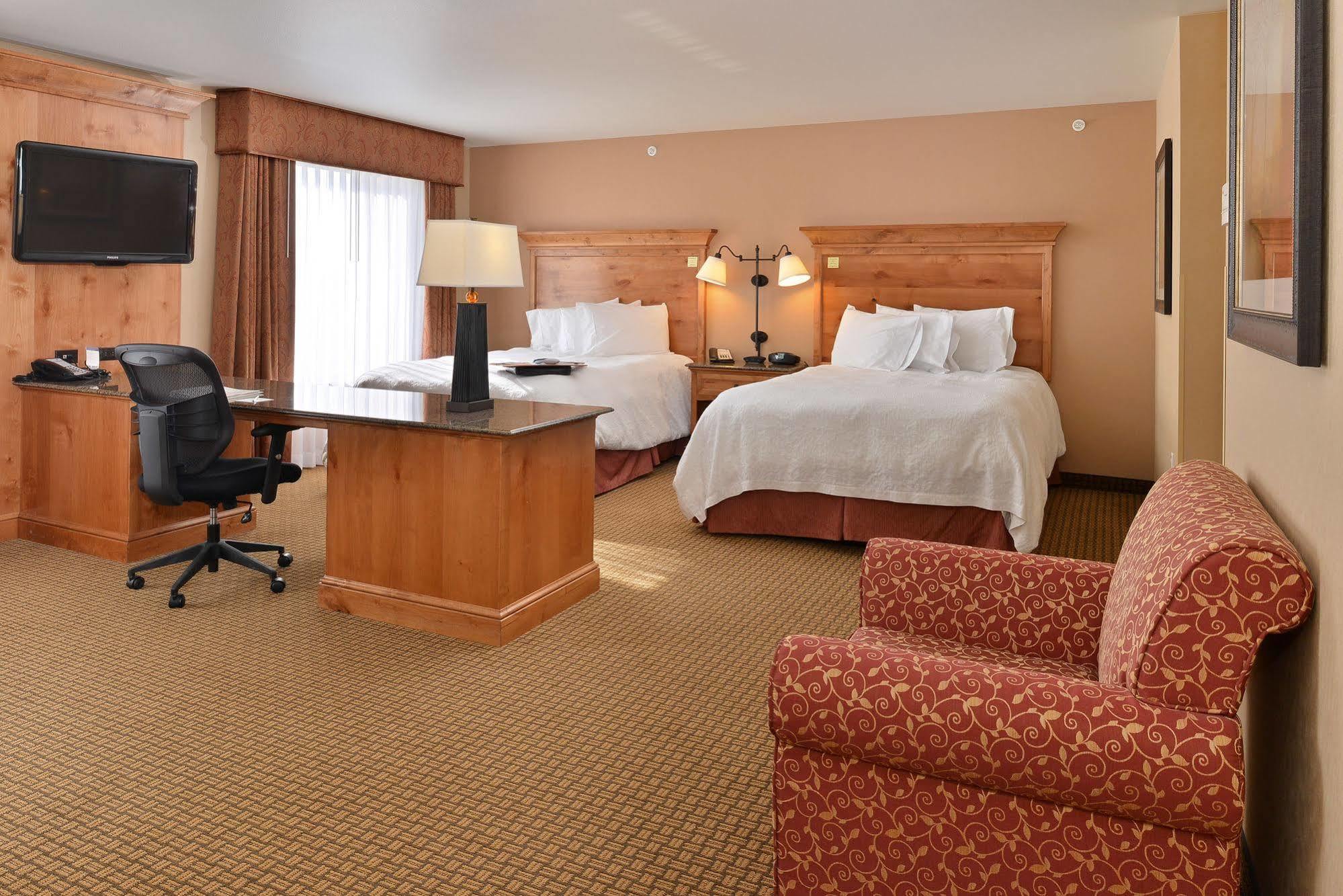 Hampton Inn & Suites Buffalo Exterior photo